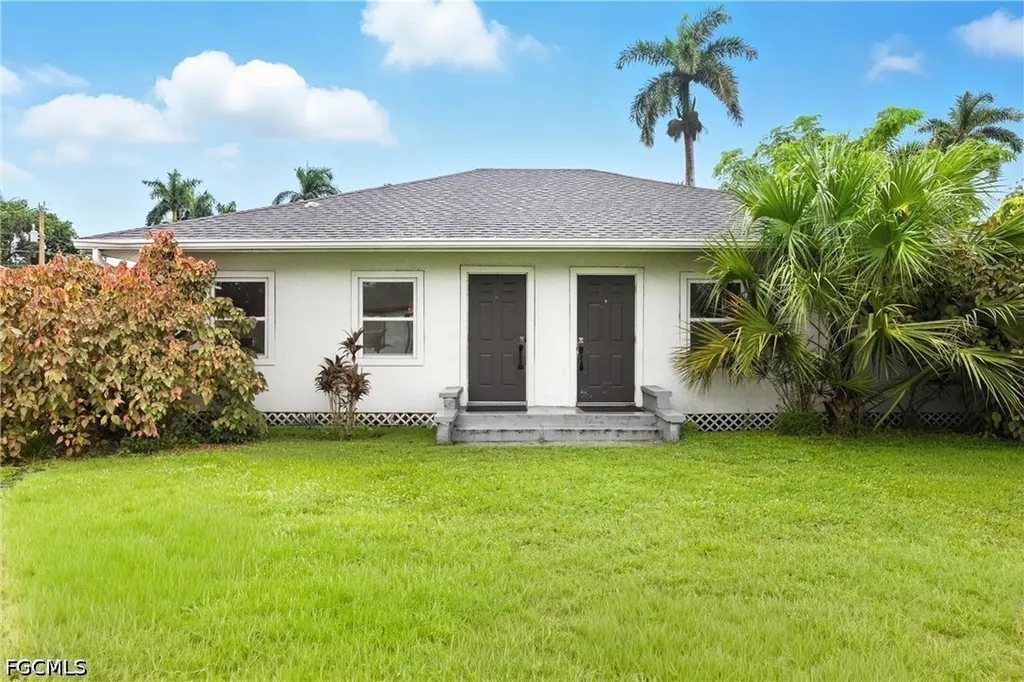 25 Cypress Street North Fort Myers FL 33903