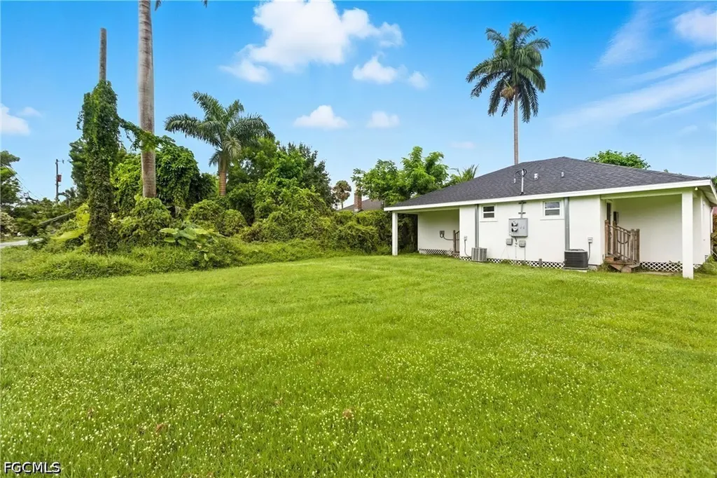 25 Cypress Street North Fort Myers FL 33903