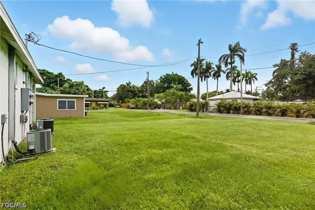 25 Cypress Street North Fort Myers FL 33903