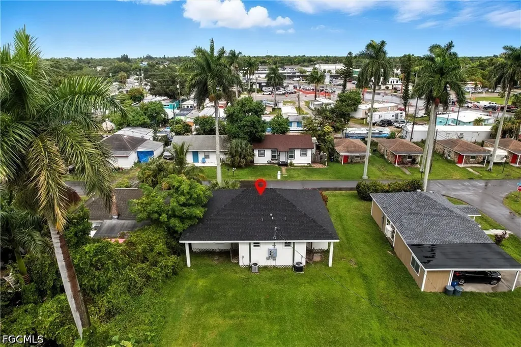 25 Cypress Street North Fort Myers FL 33903
