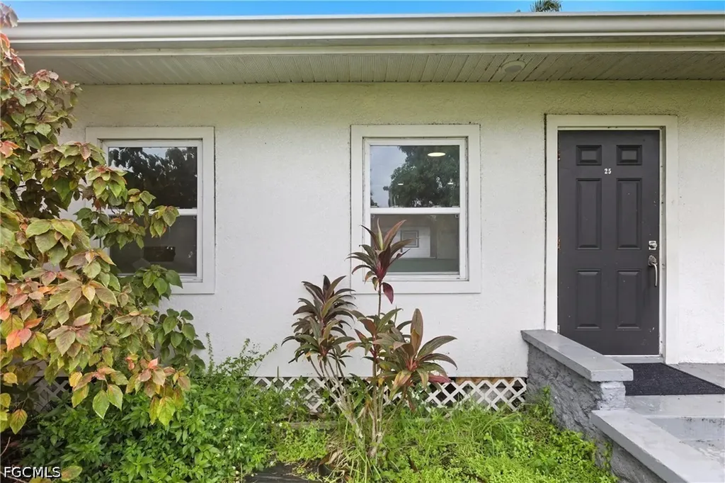 25 Cypress Street North Fort Myers FL 33903