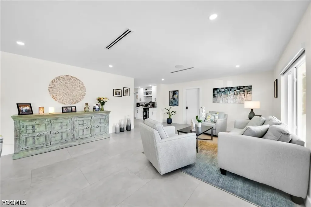 1574 Ricardo Avenue Fort Myers FL 33901