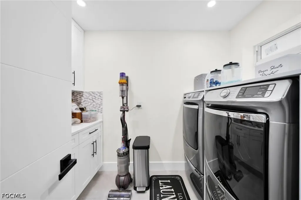 1574 Ricardo Avenue Fort Myers FL 33901