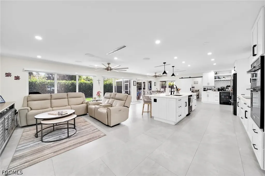 1574 Ricardo Avenue Fort Myers FL 33901