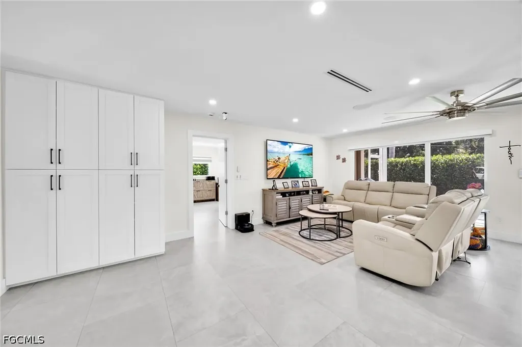 1574 Ricardo Avenue Fort Myers FL 33901