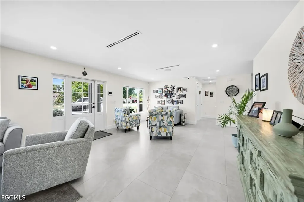 1574 Ricardo Avenue Fort Myers FL 33901