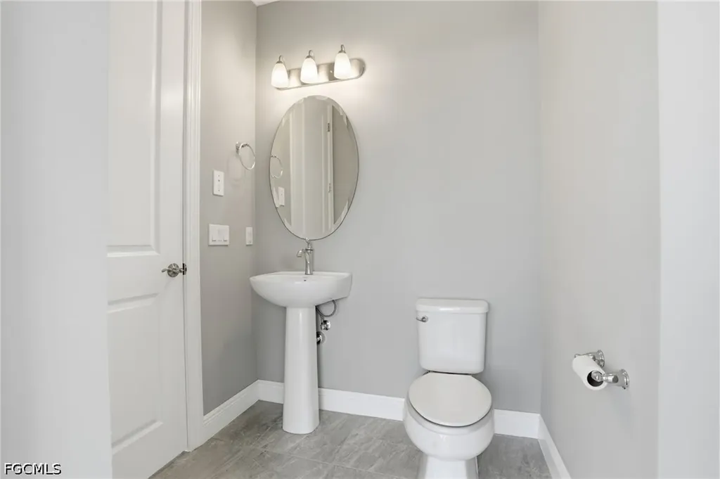 8590 Belle Meade Drive Fort Myers FL 33908