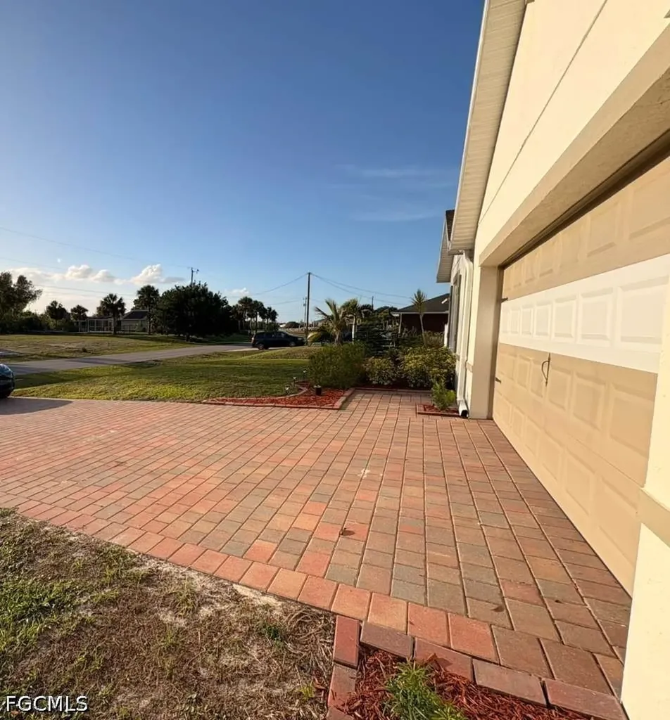1129 NW 20th Avenue Cape Coral FL 33993