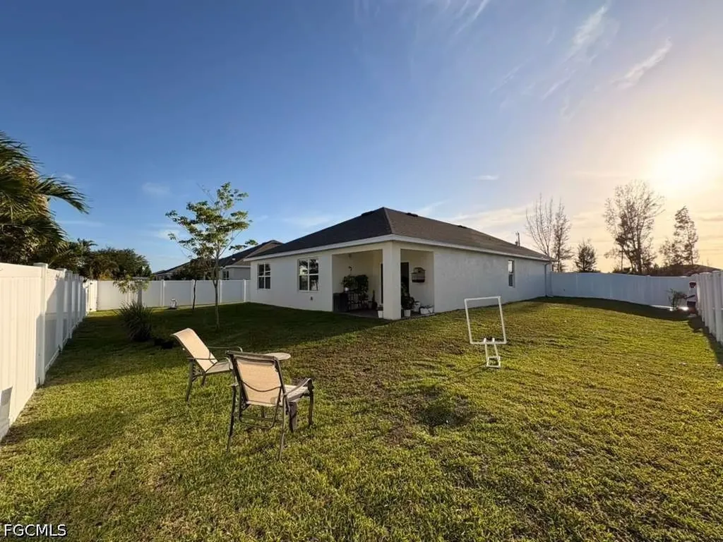 1129 NW 20th Avenue Cape Coral FL 33993