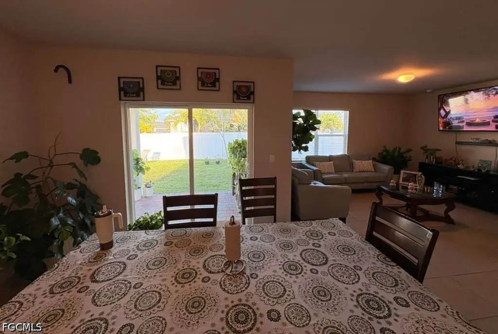 1129 NW 20th Avenue Cape Coral FL 33993