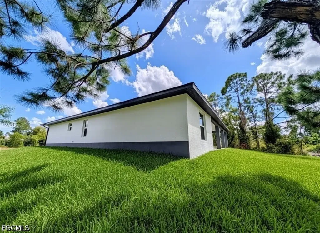 798 Bell Boulevard S Lehigh Acres FL 33974