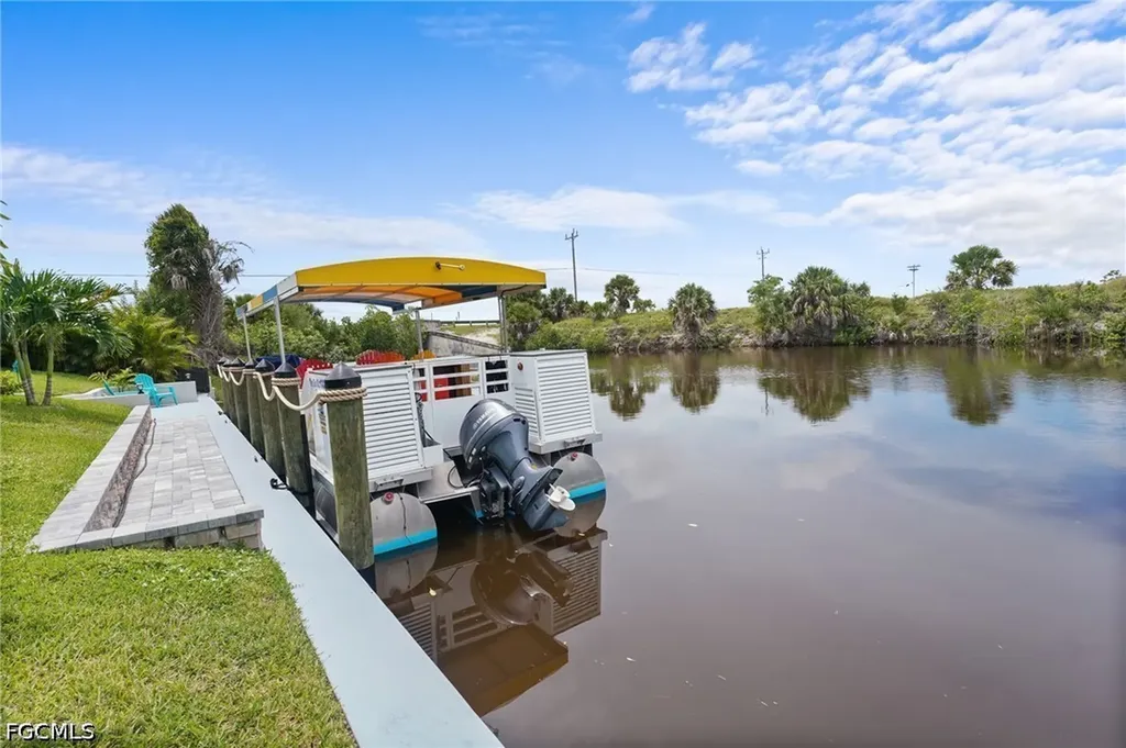 3726 NW 42nd Place Cape Coral FL 33993