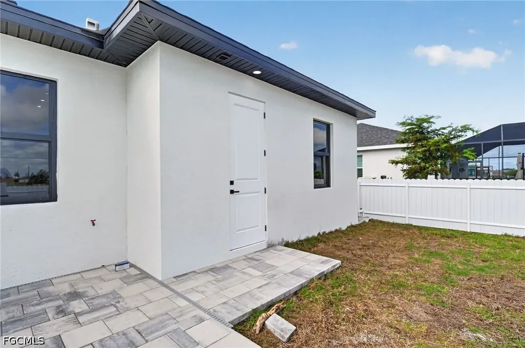 4343 NW 31st Terrace Cape Coral FL 33993
