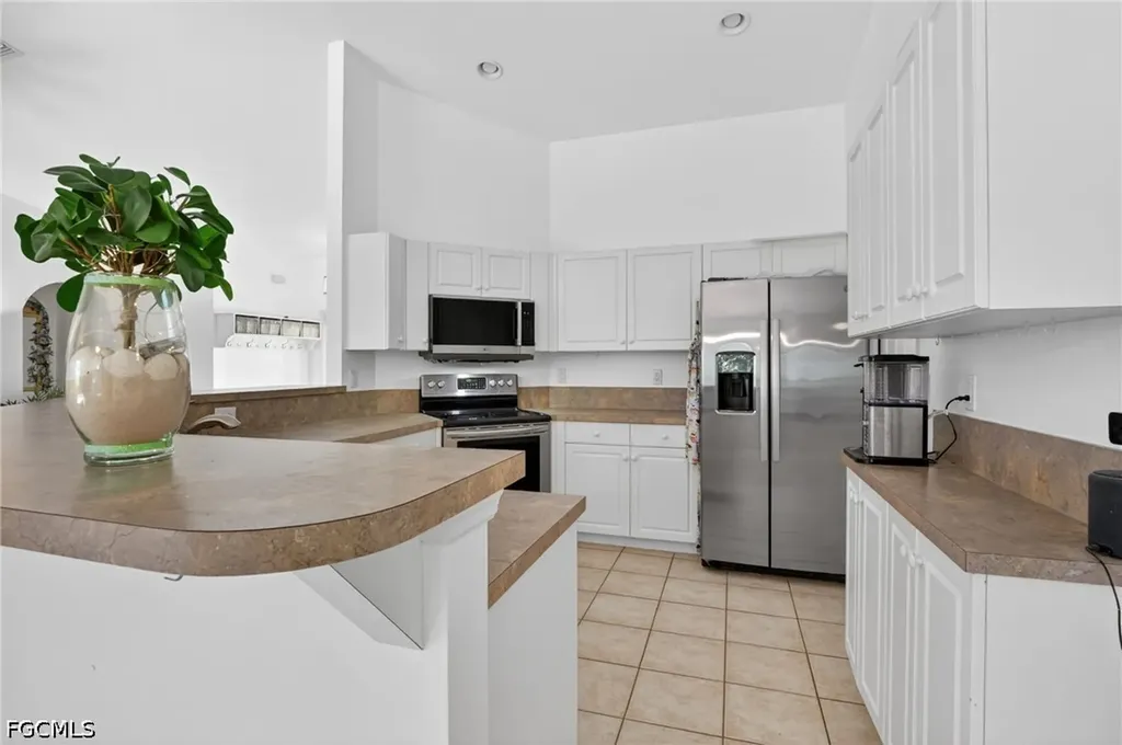 3809 Agualinda Boulevard Cape Coral FL 33914