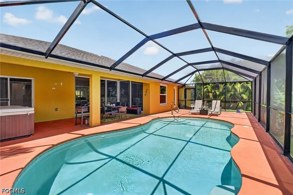 3809 Agualinda Boulevard Cape Coral FL 33914