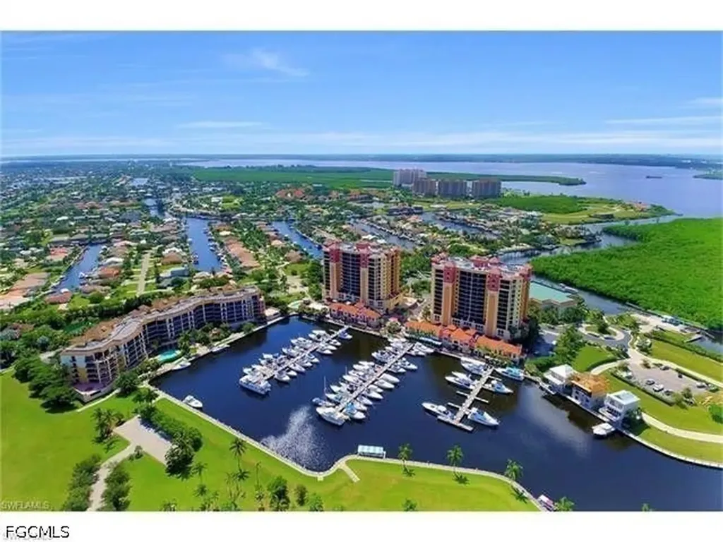 3809 Agualinda Boulevard Cape Coral FL 33914