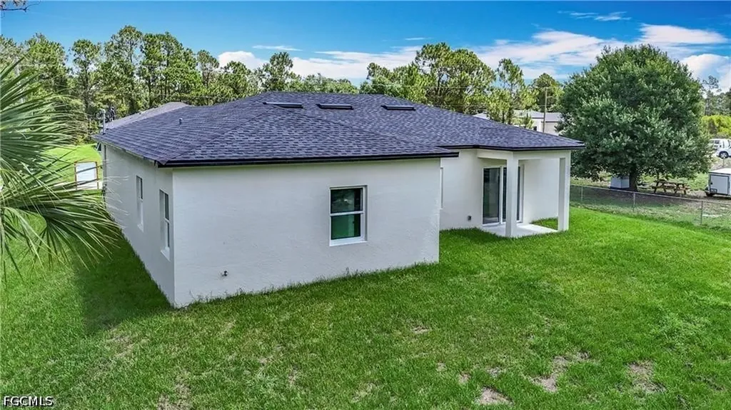 912 Anthony Street E Lehigh Acres FL 33974