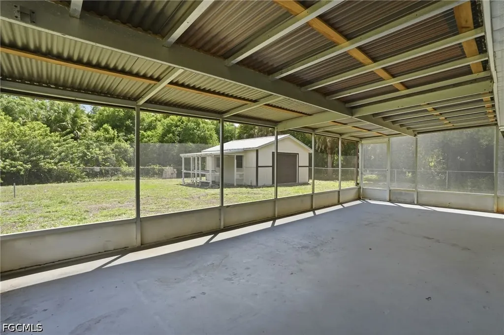 1702 E 6th Street Lehigh Acres FL 33972