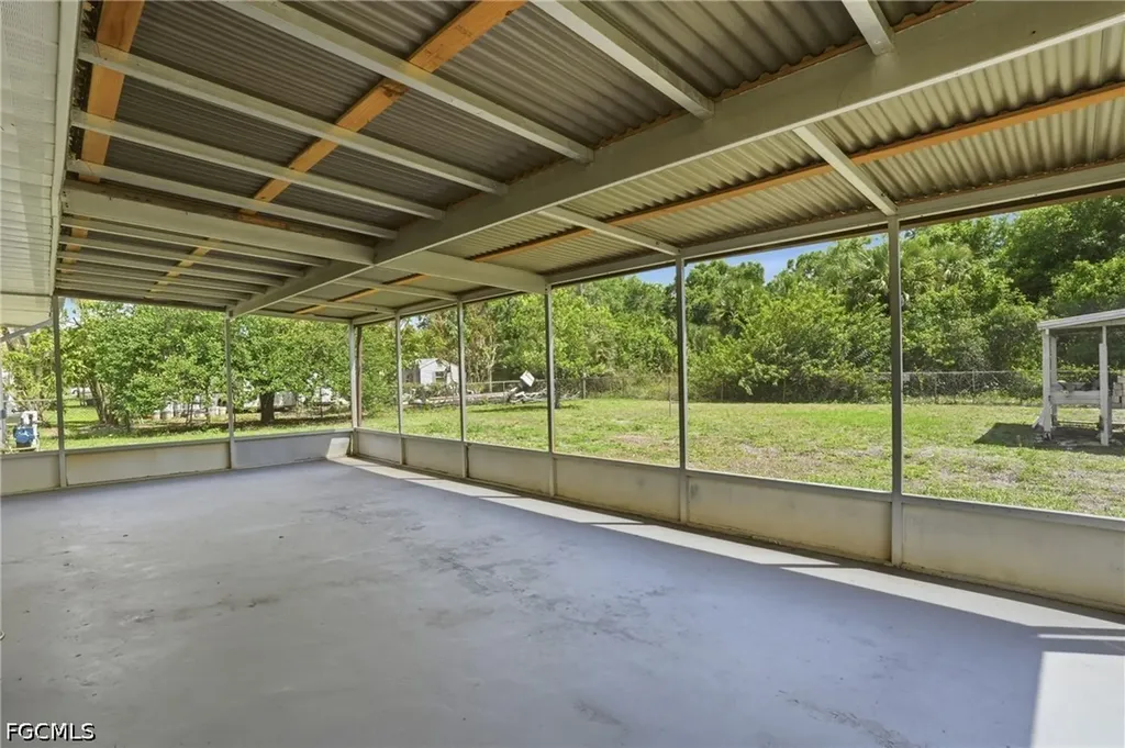 1702 E 6th Street Lehigh Acres FL 33972
