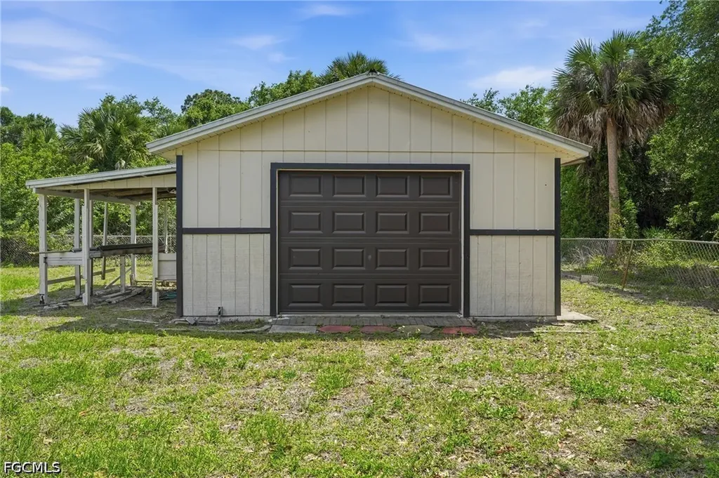 1702 E 6th Street Lehigh Acres FL 33972