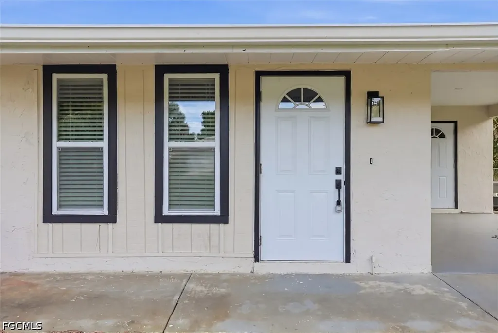 1702 E 6th Street Lehigh Acres FL 33972