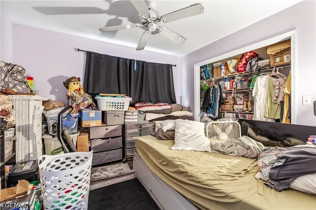 906 NE 2nd Avenue Cape Coral FL 33909