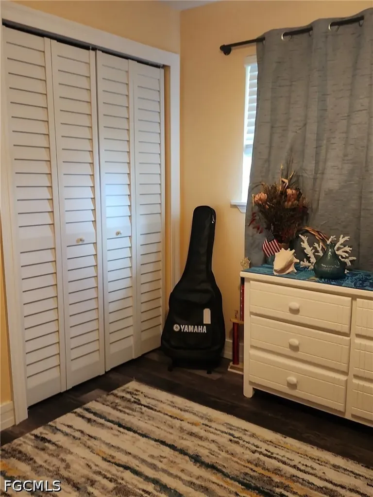 906 NE 2nd Avenue Cape Coral FL 33909