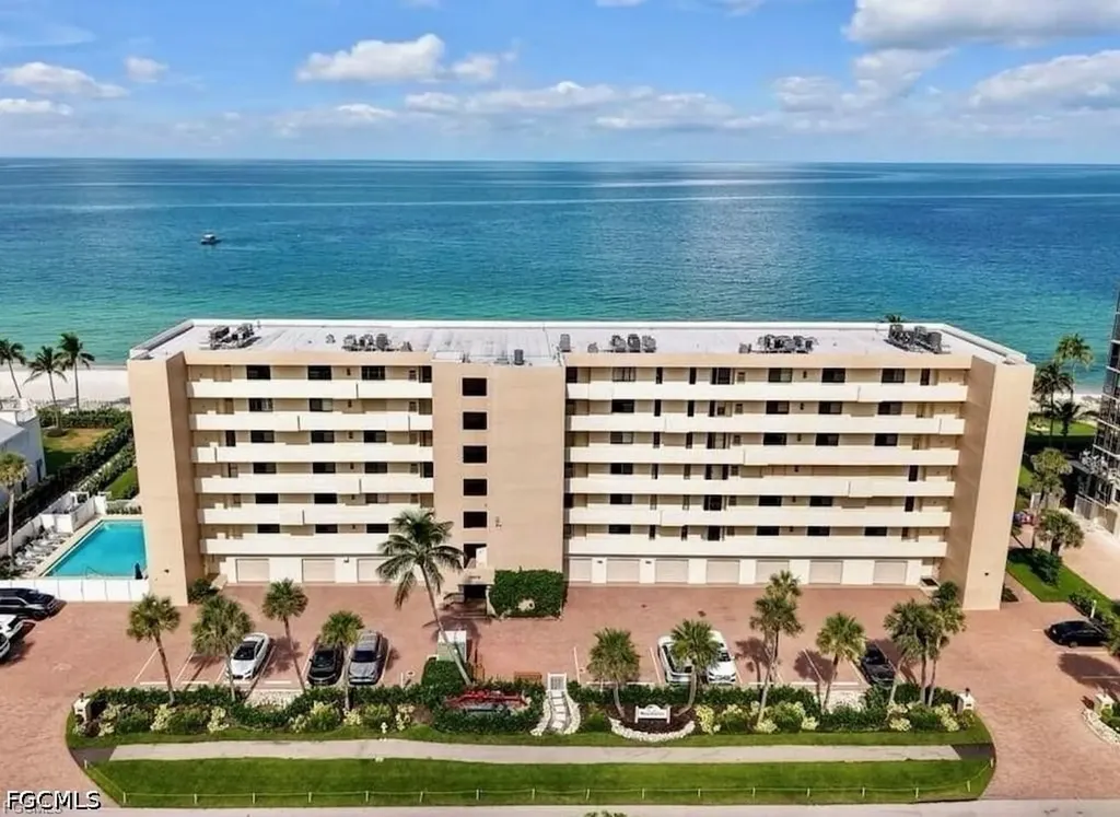 10475 Gulf Shore Drive Naples FL 34108