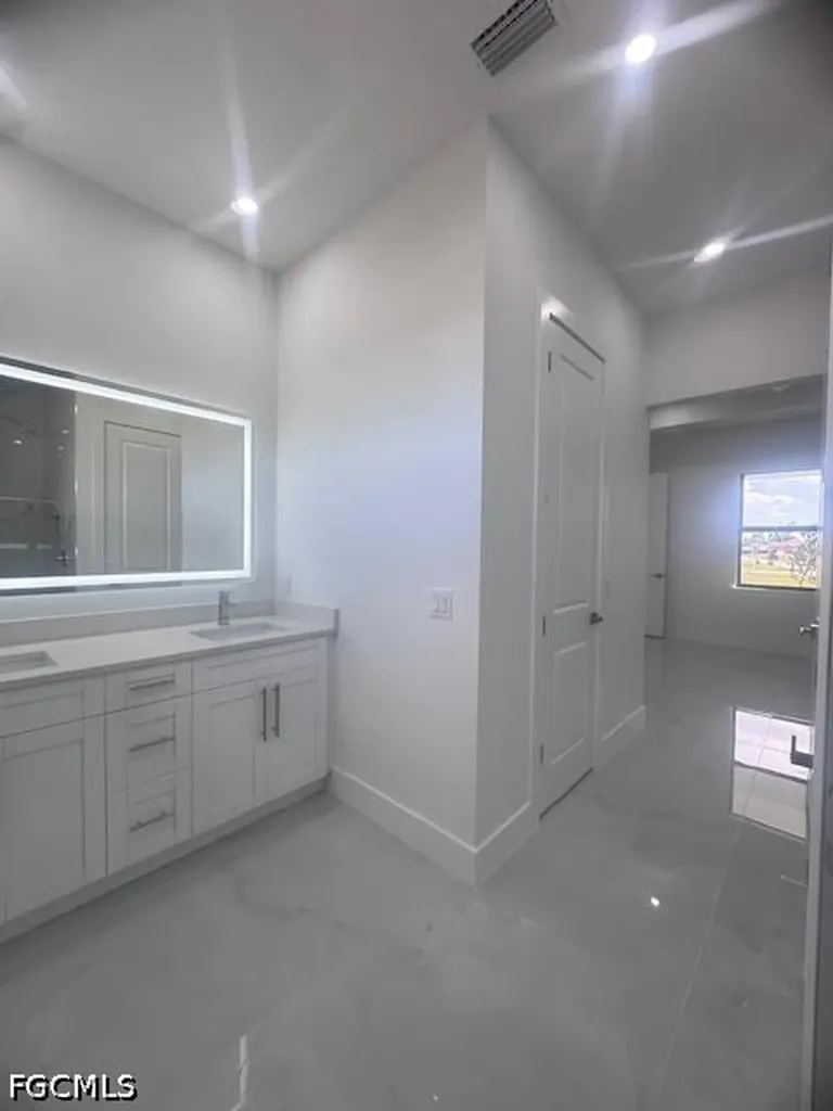 128 Kismet Parkway W Cape Coral FL 33993