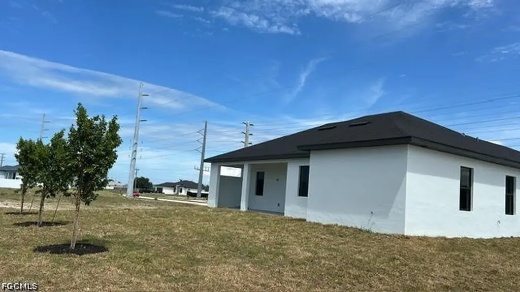 128 Kismet Parkway W Cape Coral FL 33993