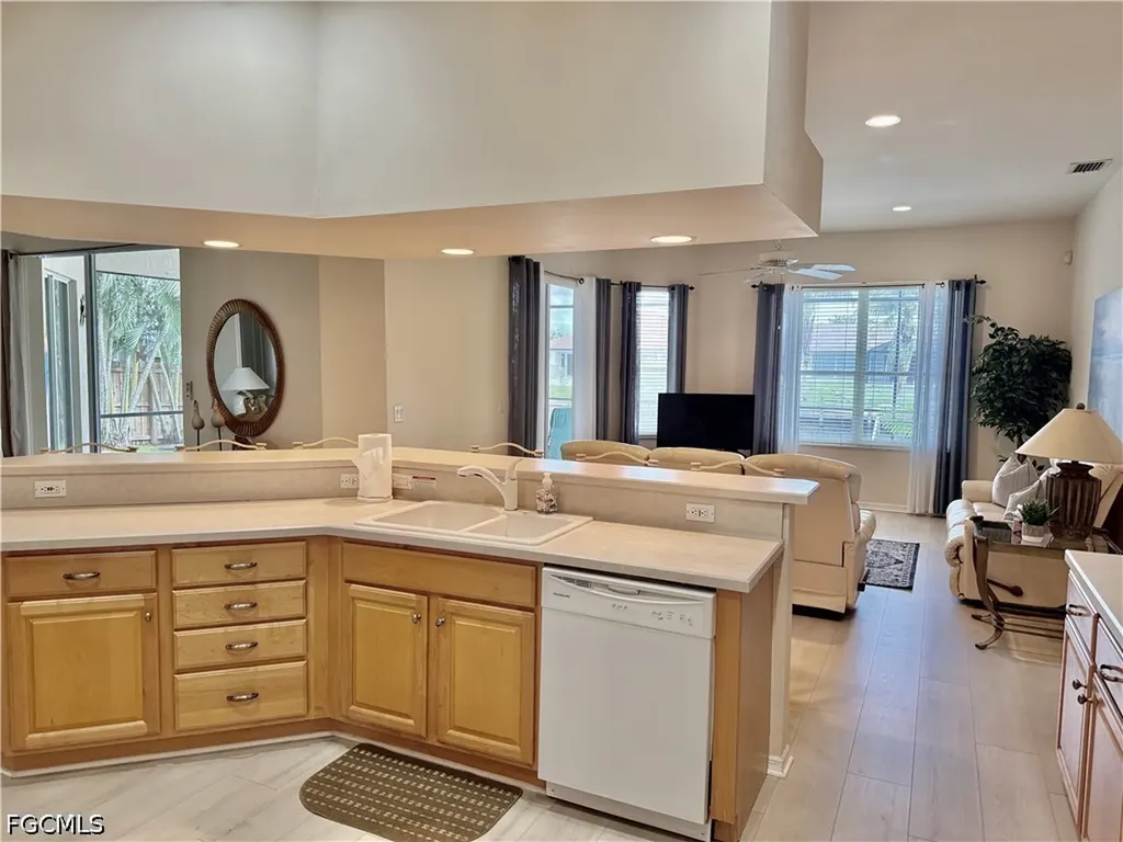1504 SE 20th Street Cape Coral FL 33990