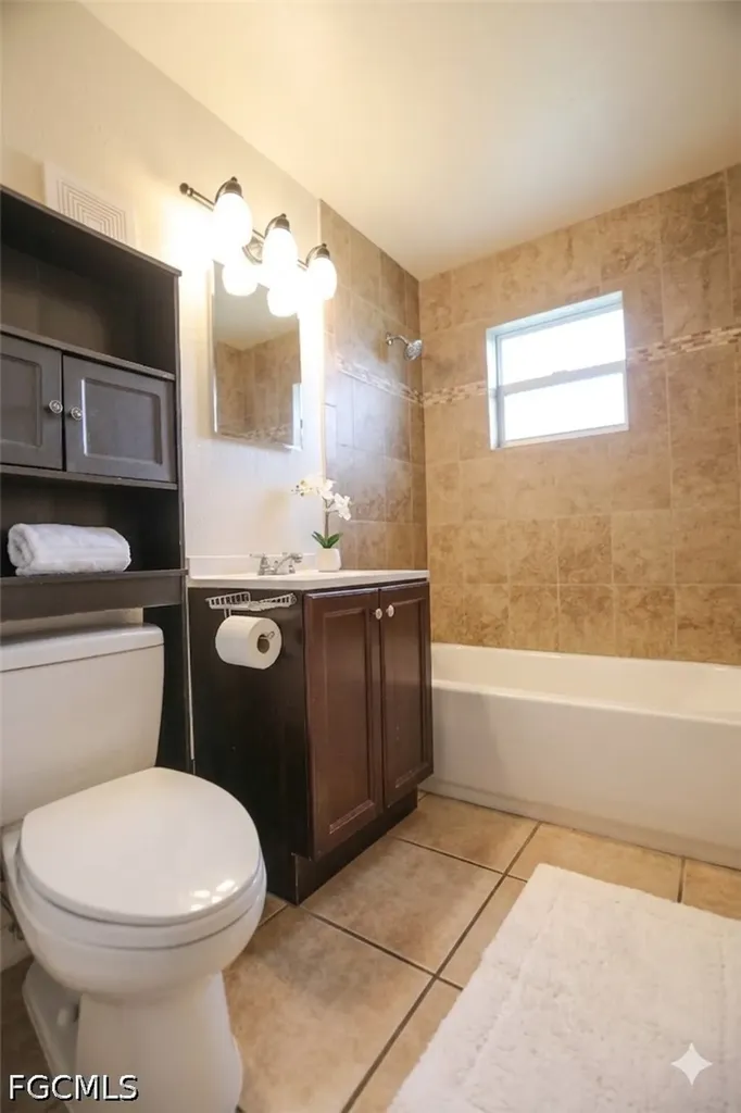2406 Linhart Avenue Fort Myers FL 33901