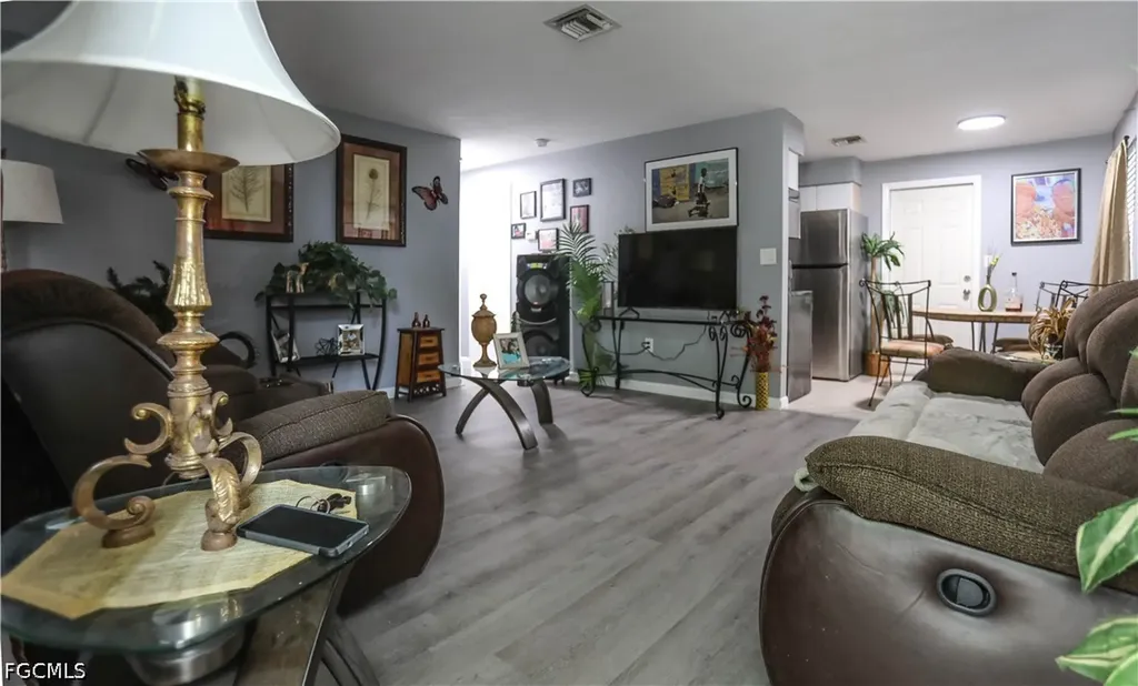 2406 Linhart Avenue Fort Myers FL 33901