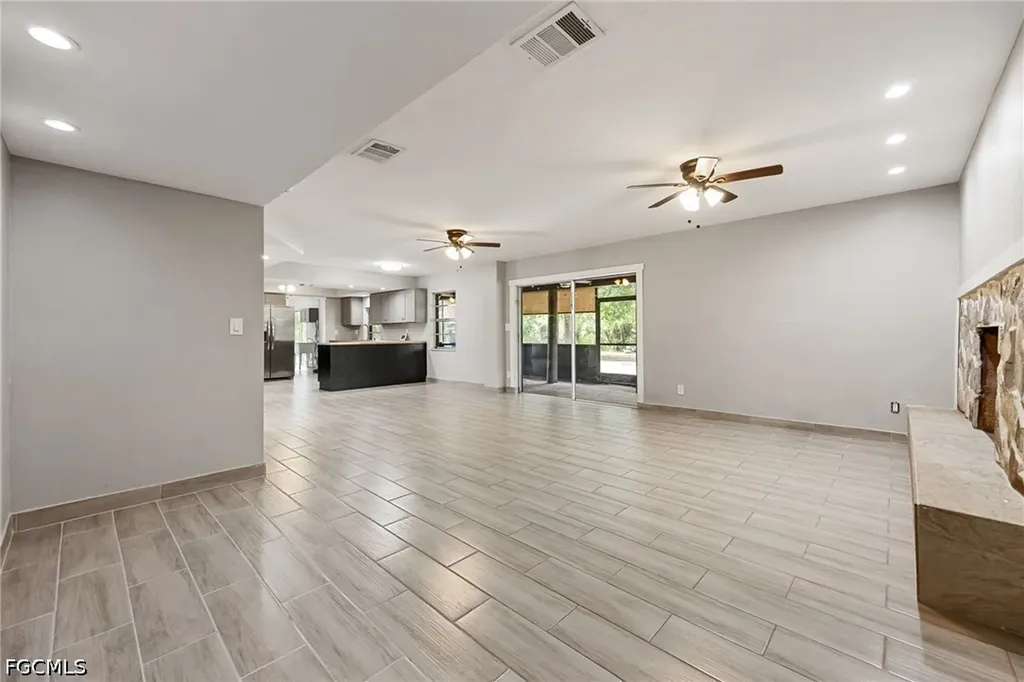 16941 Tarpon Way North Fort Myers FL 33917