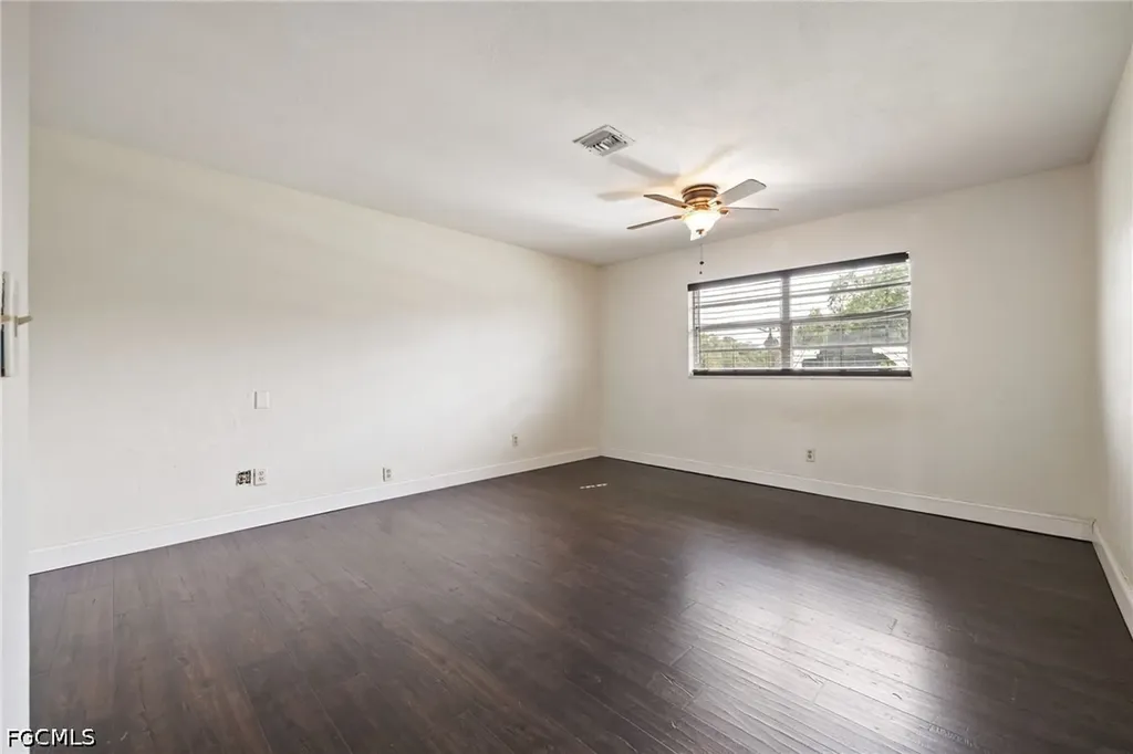 16941 Tarpon Way North Fort Myers FL 33917
