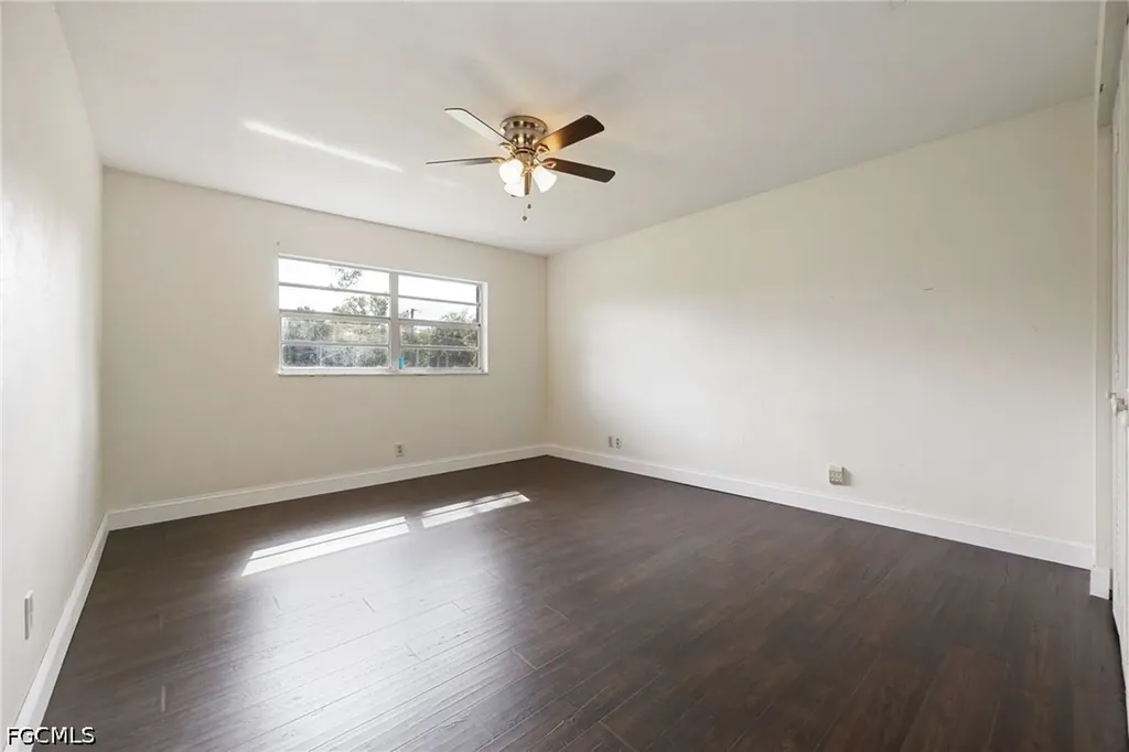 16941 Tarpon Way North Fort Myers FL 33917
