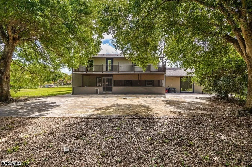 16941 Tarpon Way North Fort Myers FL 33917