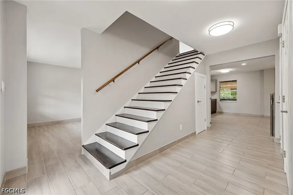 16941 Tarpon Way North Fort Myers FL 33917