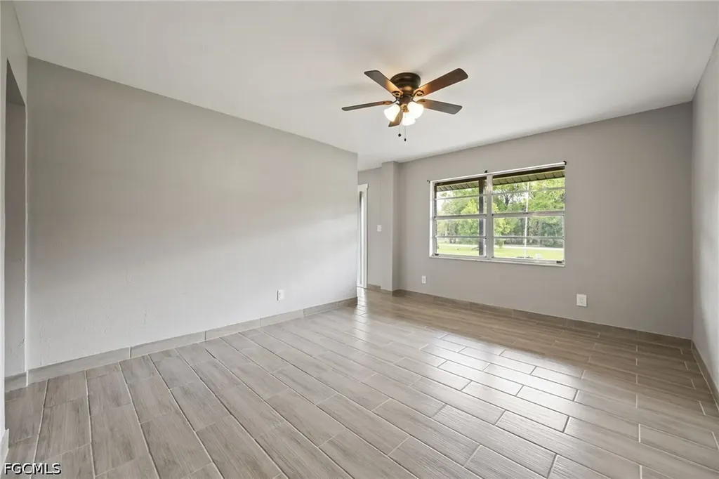 16941 Tarpon Way North Fort Myers FL 33917