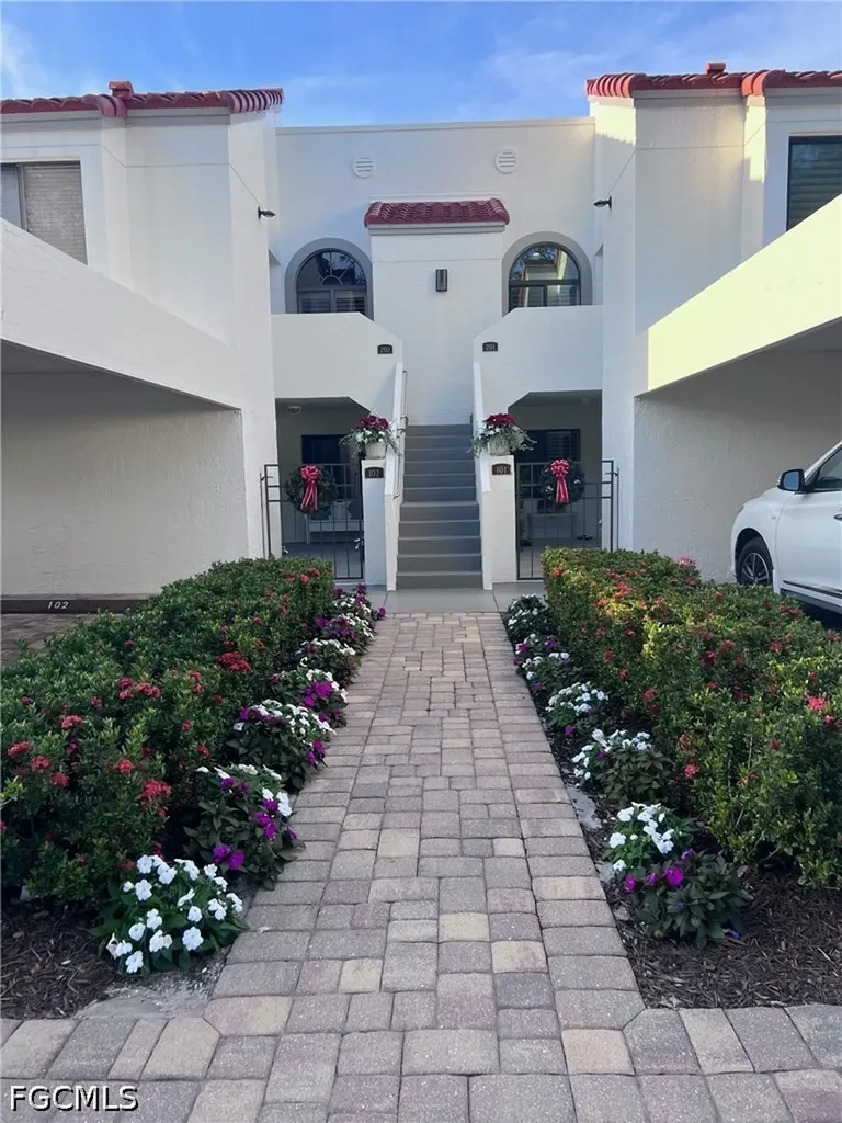 619 Beachwalk Circle Naples FL 34108