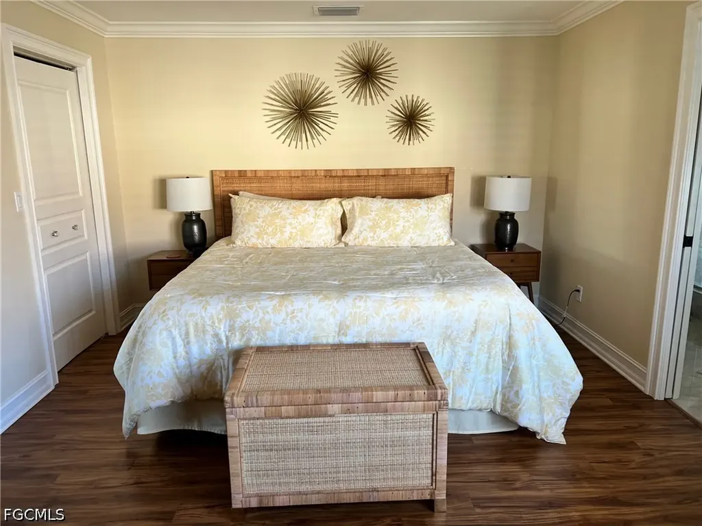 619 Beachwalk Circle Naples FL 34108