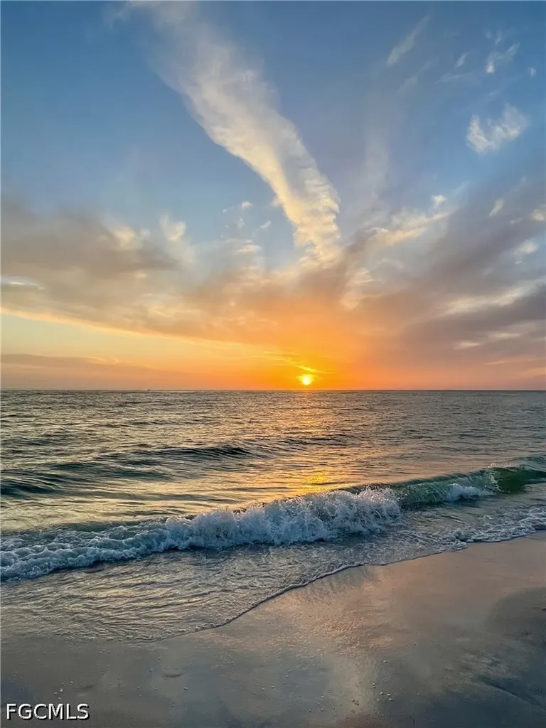 619 Beachwalk Circle Naples FL 34108