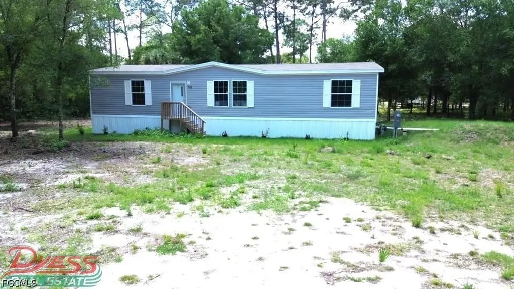 860 N Live Oak Street Clewiston FL 33440