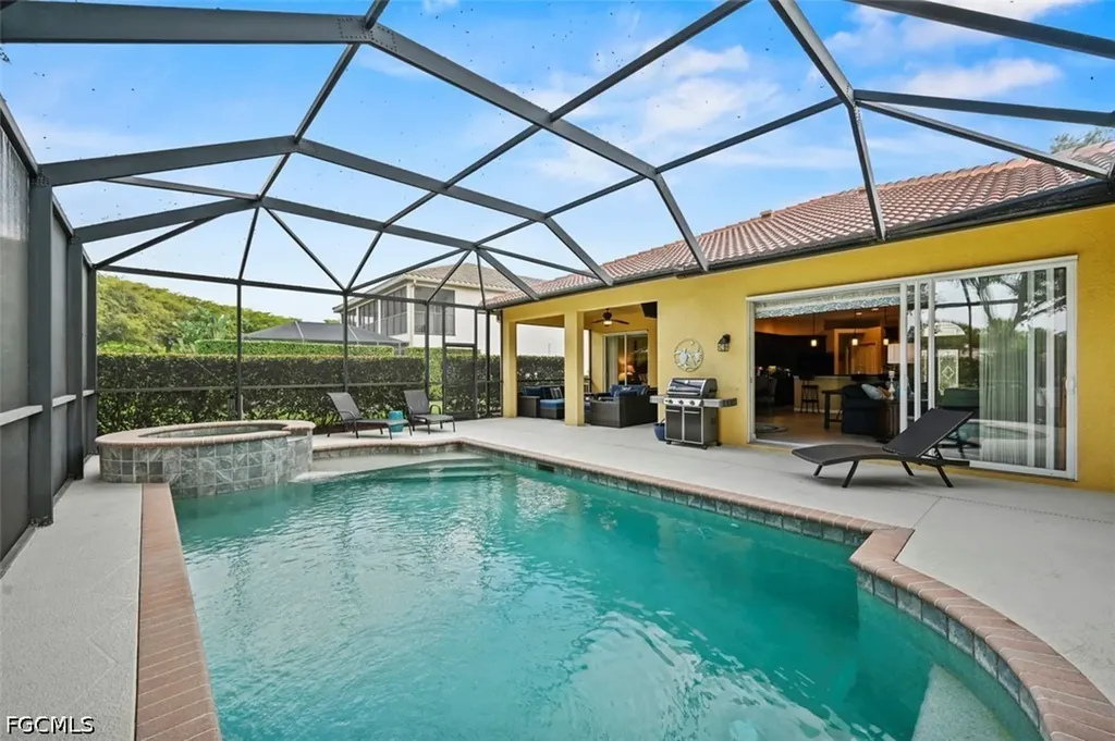 13800 Farnese Drive Estero FL 33928