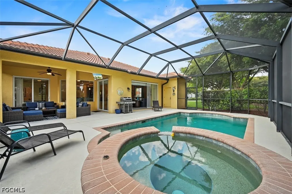 13800 Farnese Drive Estero FL 33928