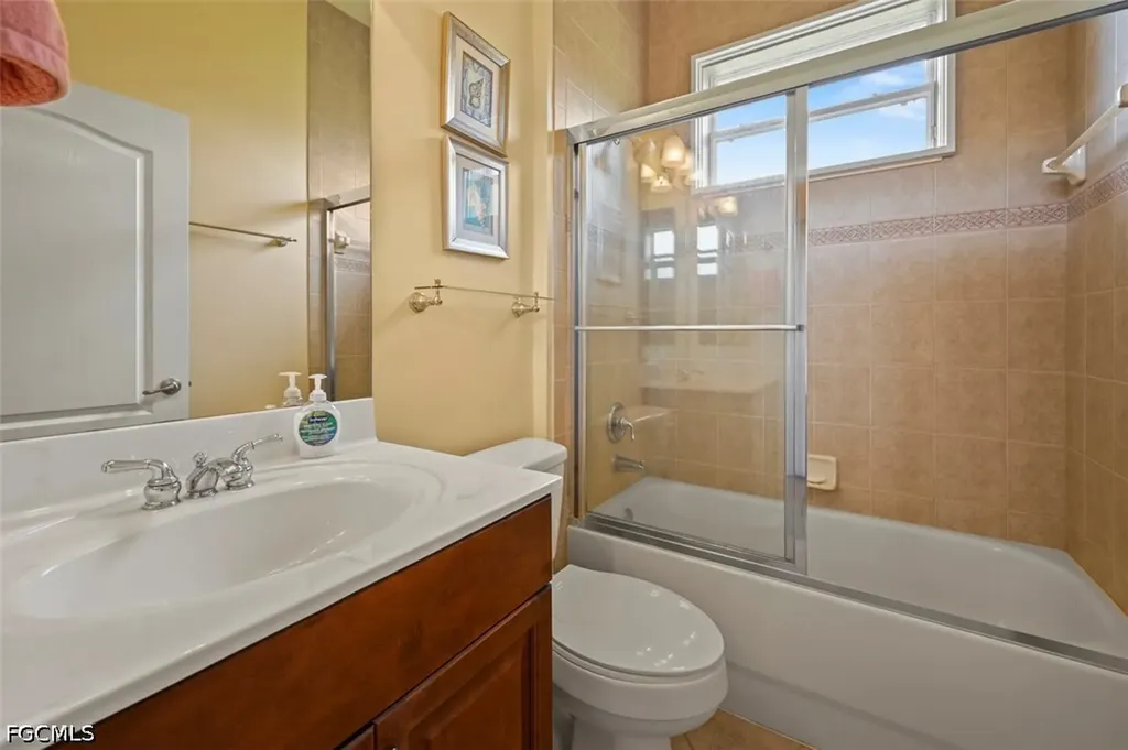 13800 Farnese Drive Estero FL 33928