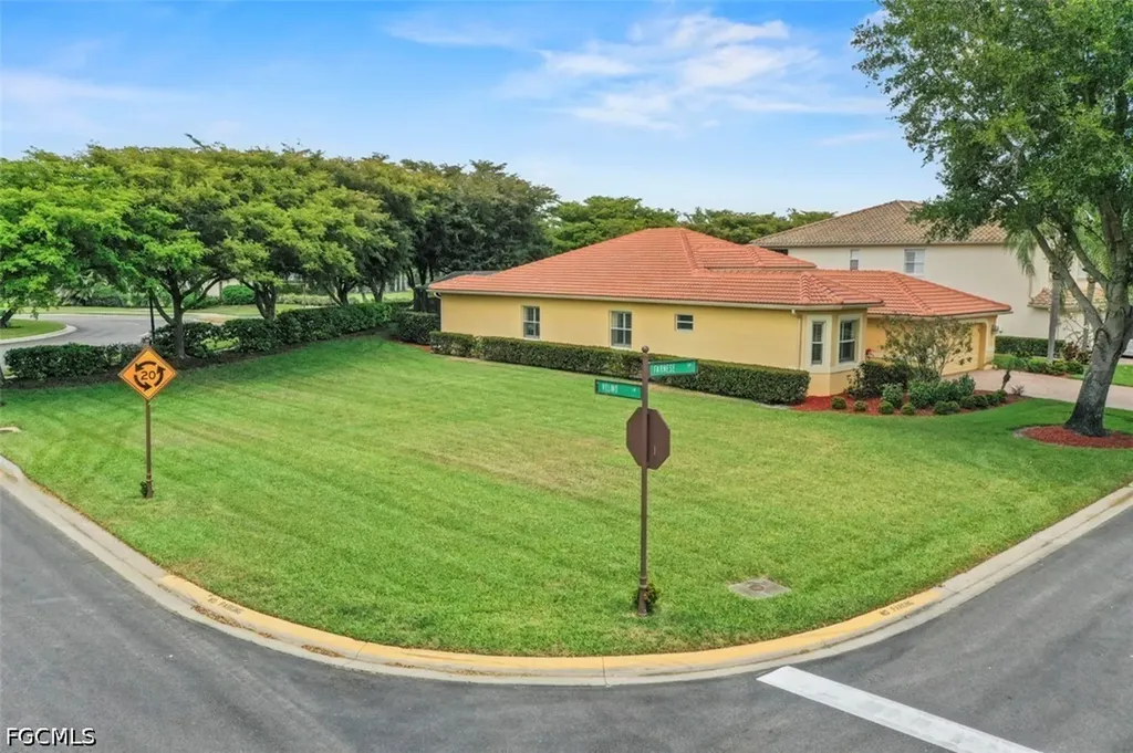 13800 Farnese Drive Estero FL 33928