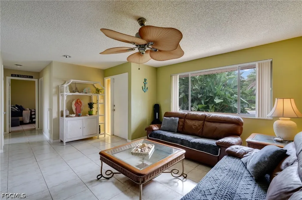 4521 Orchid Boulevard Cape Coral FL 33904