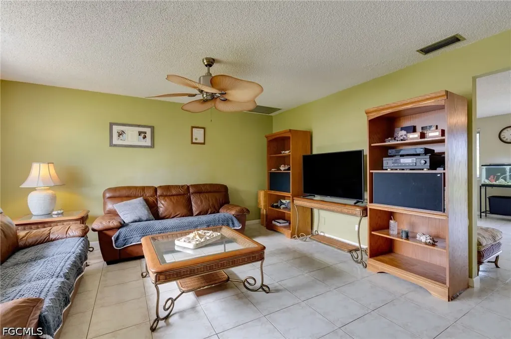 4521 Orchid Boulevard Cape Coral FL 33904