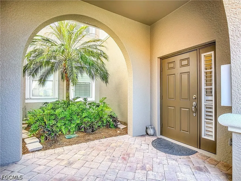 10300 Glastonbury Circle Fort Myers FL 33913